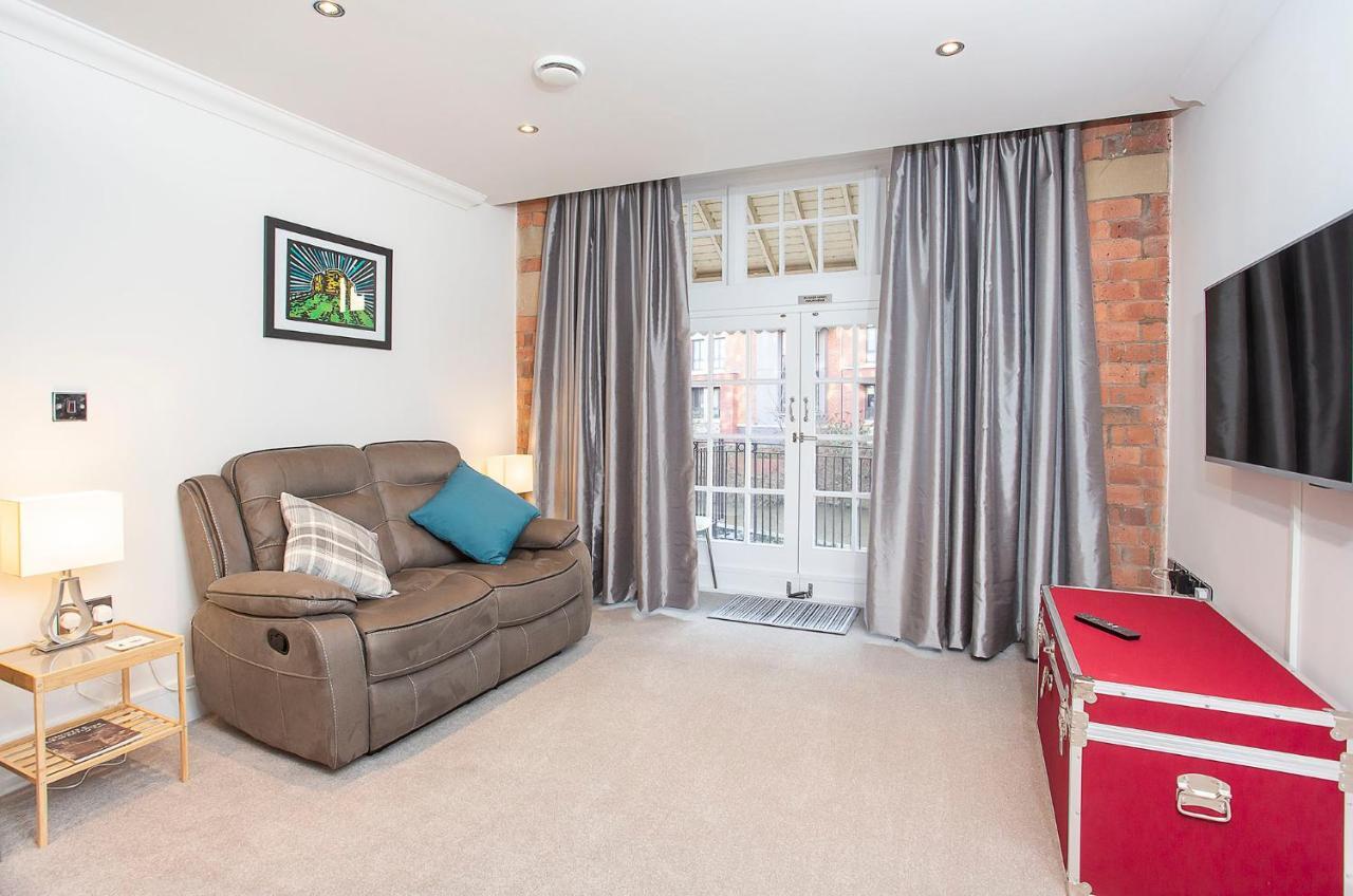 Waters Edge At Cocoa Suites York Esterno foto